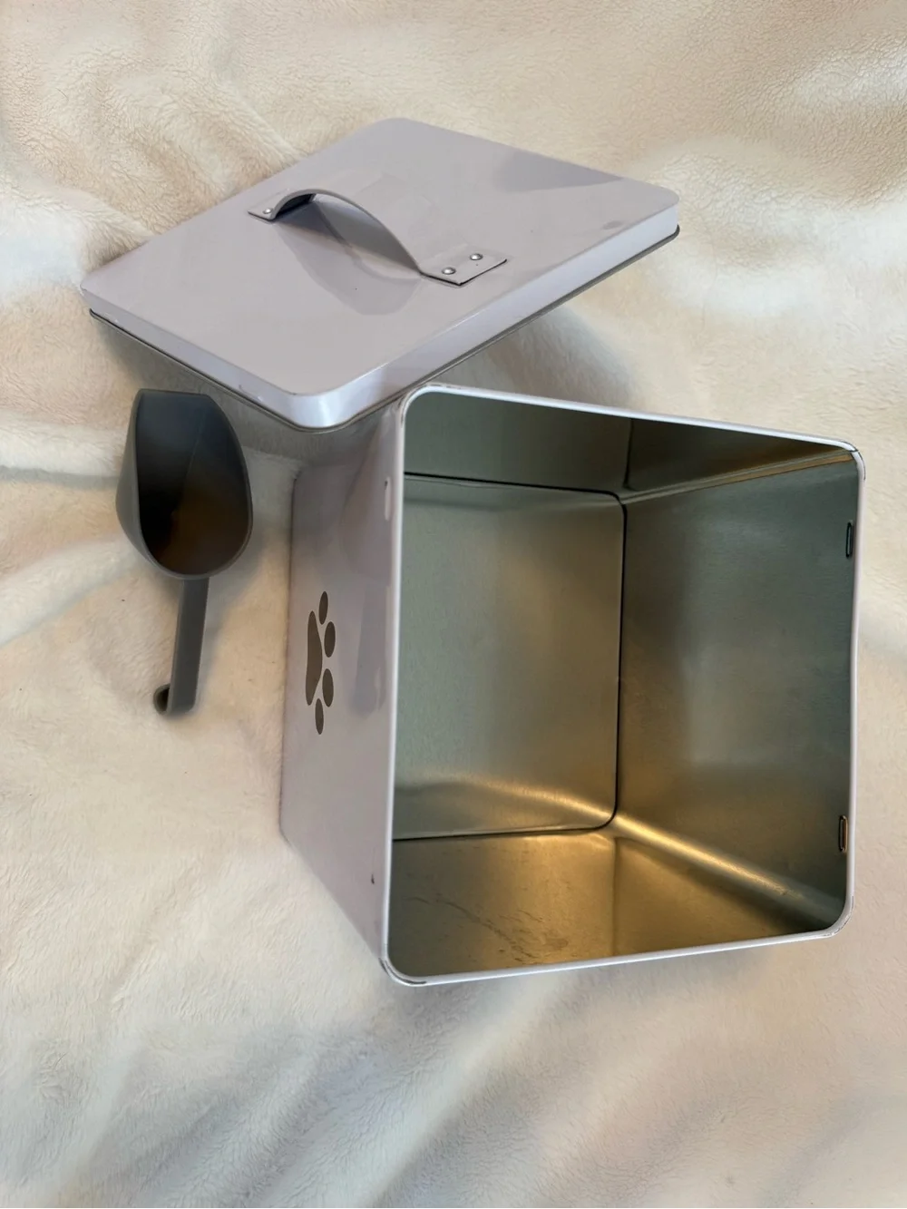 Pet Food Storage Canister with Scoop - White